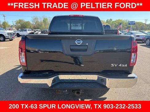 Used 2019 Nissan Frontier SV image 4