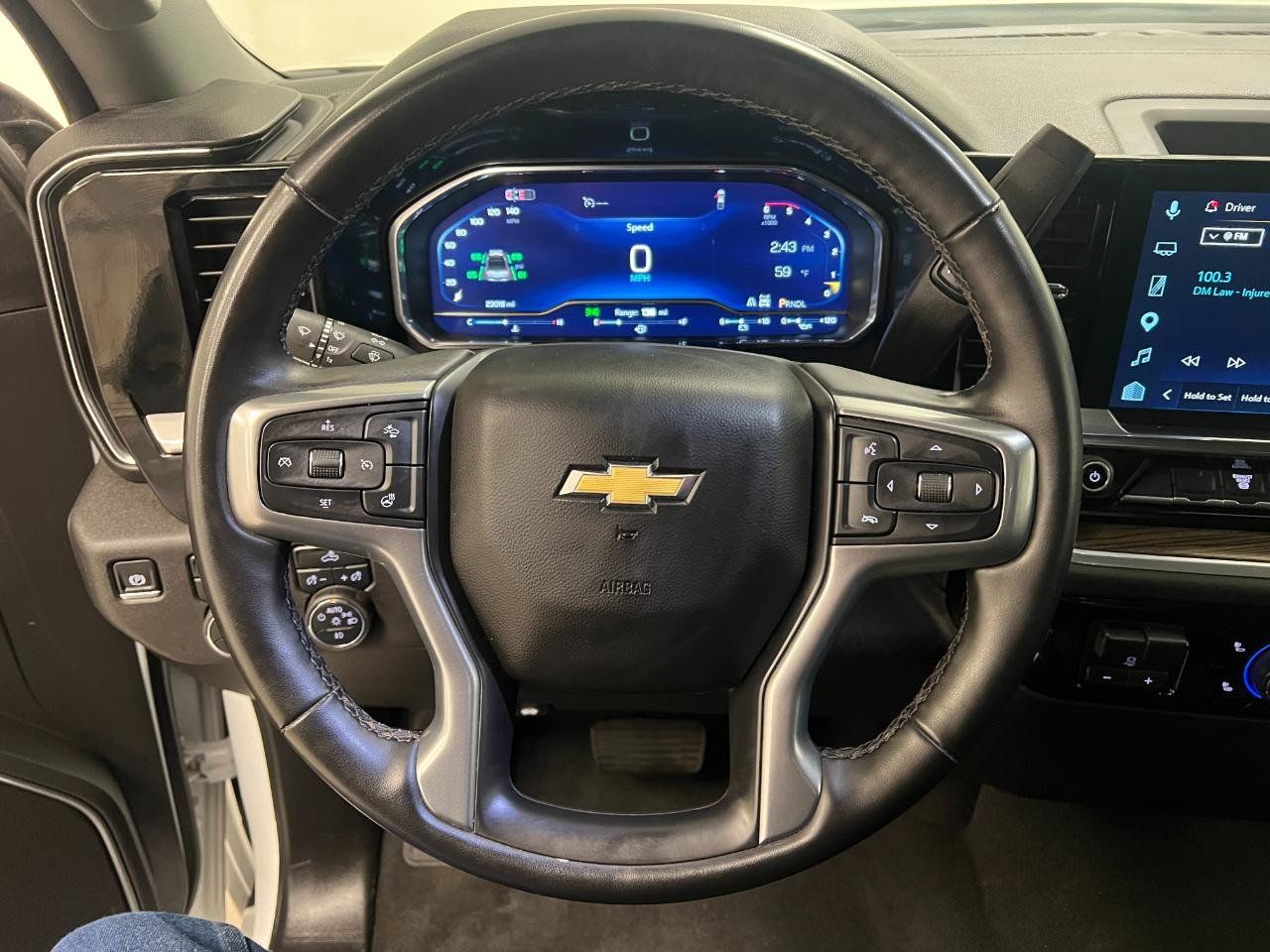 Used 2025 Chevrolet Silverado 2500 LT w/ Convenience Package AWD/4WD image 36
