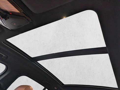 Used 2022 BMW X5 xDrive40i w/ Premium Package image 16