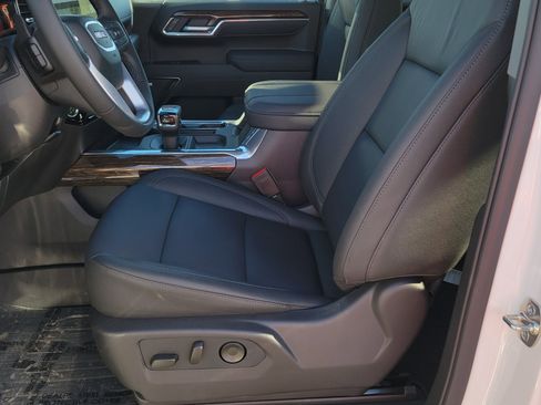 New 2026 GMC Sierra 1500 Elevation w/ Elevation Premium Package image 6