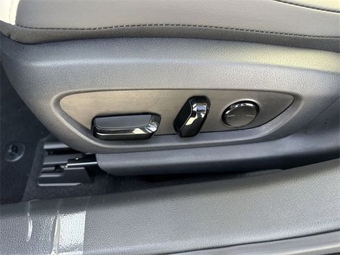 New 2025 Lexus ES 350 w/ Premium Package image 12