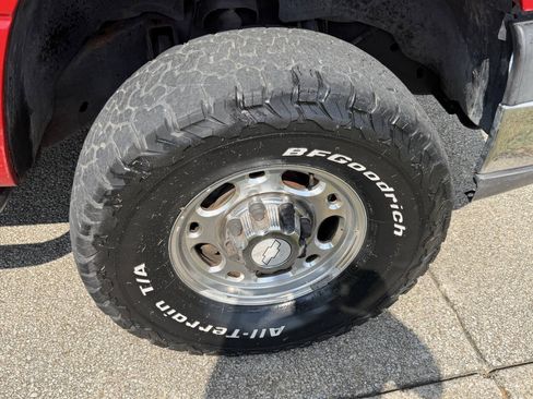 Used 2005 Chevrolet Silverado 2500 LT w/ Heavy-Duty Power Package AWD/4WD image 34