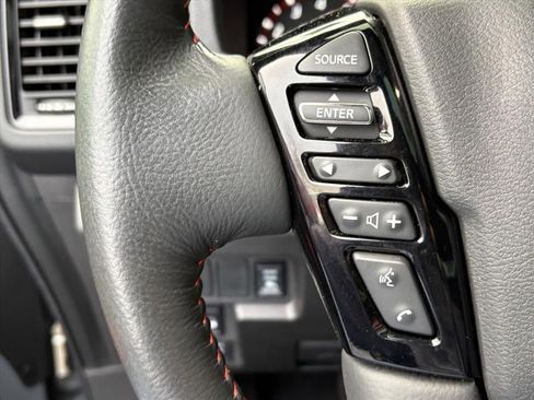 Used 2024 Nissan Frontier PRO-4X w/ Pro Premium Package image 10