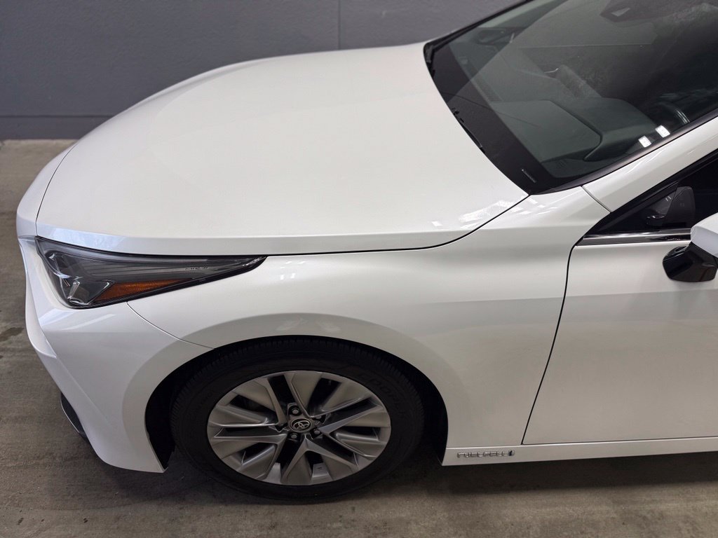Used 2023 Toyota Mirai w/ Advanced Technology Package RWD image 5