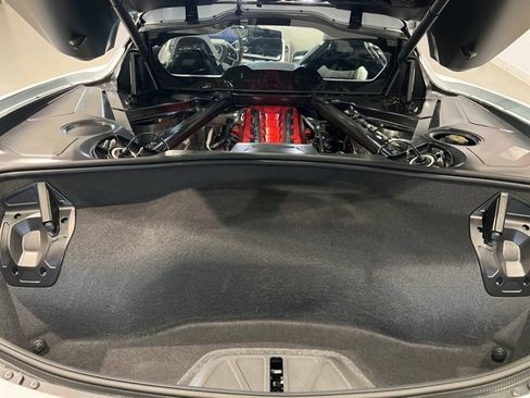 Used 2024 Chevrolet Corvette Stingray Premium Cpe w/ Battery Protection Package image 55