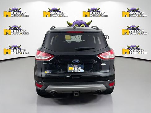 Used 2015 Ford Escape SE w/ Equipment Group 201A image 6