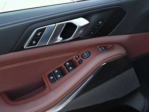 New 2026 BMW X5 xDrive40i w/ Executive Package image 21