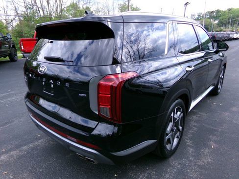 Used 2023 Hyundai Palisade Limited w/ Cargo Package AWD/4WD image 9