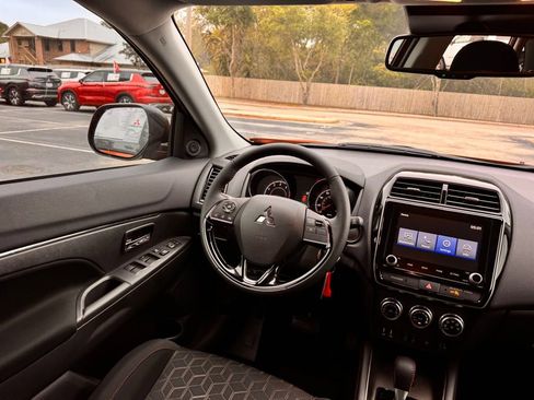 New 2026 Mitsubishi Outlander Sport LE AWD/4WD image 25