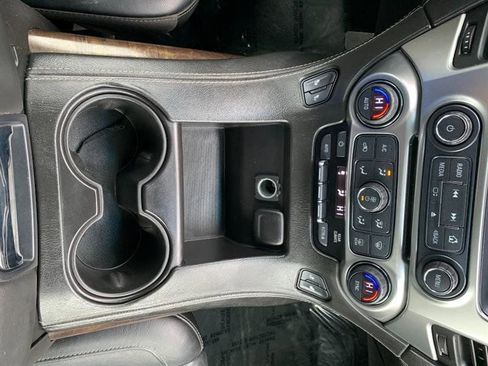 Used 2017 Chevrolet Tahoe LT image 29