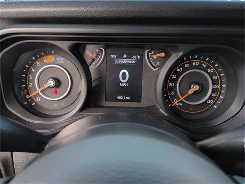 Certified 2025 Jeep Wrangler Sport image 26