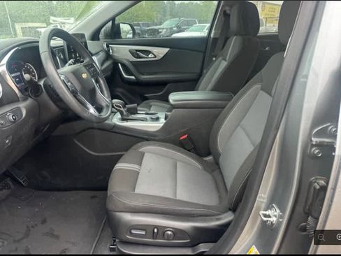 Used 2023 Chevrolet Blazer LT w/ Convenience Package FWD image 10