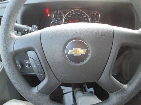 Used 2023 Chevrolet Express 3500 LT w/ LT Preferred Equipment Group image 14