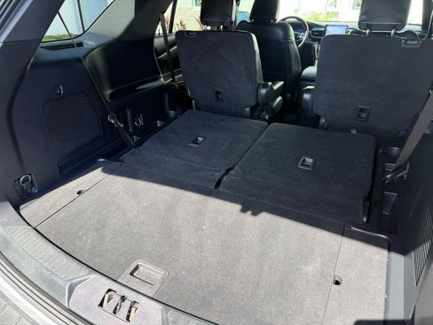 Used 2022 Ford Explorer ST w/ Equipment Group 401A AWD/4WD image 48