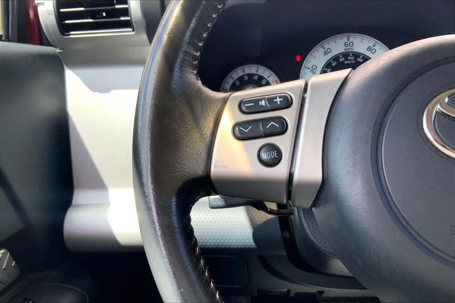 Used 2010 Toyota FJ Cruiser 4WD w/ Upgrade Pkg 2 image 24