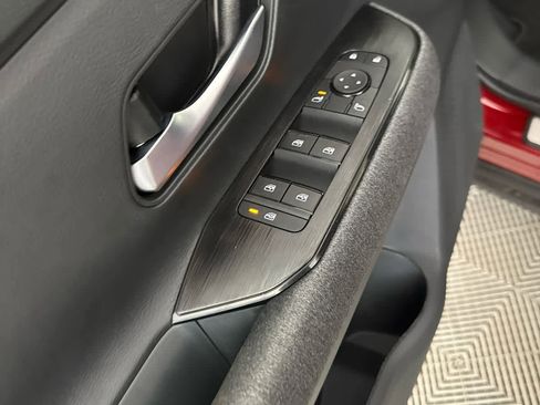 New 2026 Nissan Kicks SV w/ Illumination Package image 15