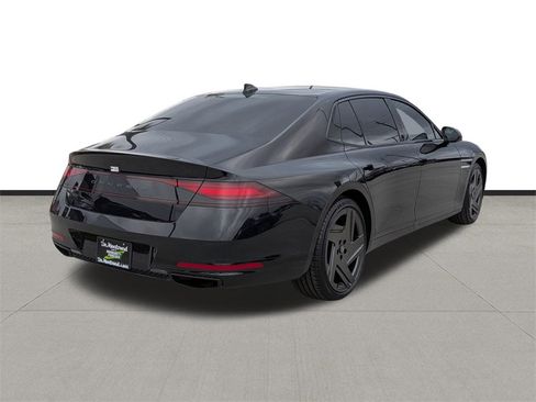 New 2026 Genesis G90 3.5T Prestige image 5