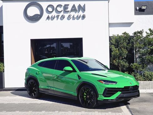 Used 2024 Lamborghini Urus S AWD/4WD image 1