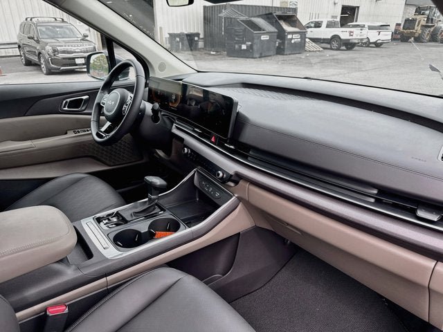 Certified 2026 Kia Carnival EX FWD image 30