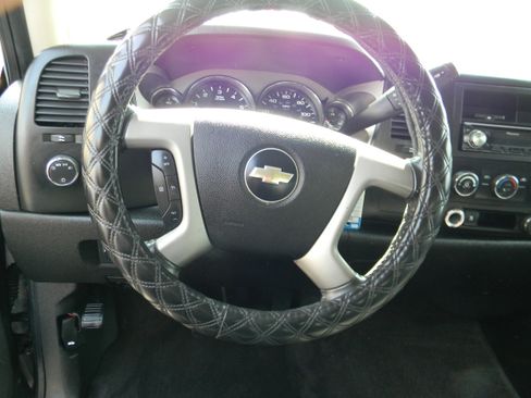 Used 2009 Chevrolet Silverado 1500 LT w/ All Star Package image 8