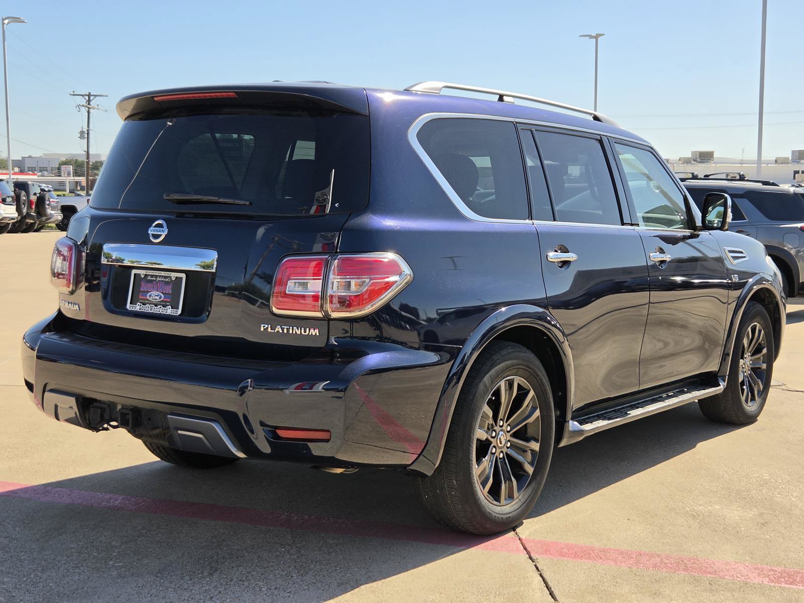 Used 2020 Nissan Armada Platinum w/ Captain's Chairs Package AWD/4WD image 5