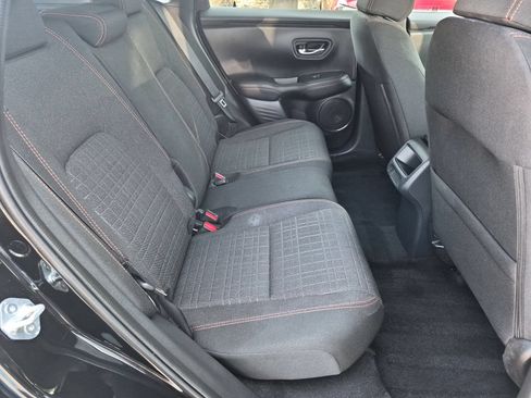 Used 2025 Honda HR-V Sport image 28