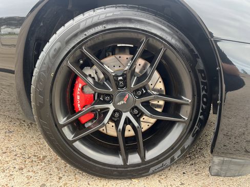 Used 2003 Chevrolet Corvette Z06 w/ Memory Package, 3 Drivers image 7