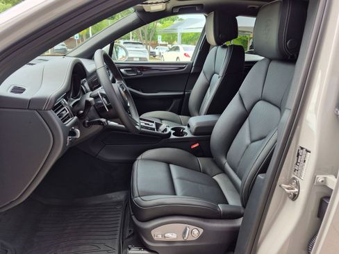 New 2026 Porsche Macan S AWD/4WD image 5