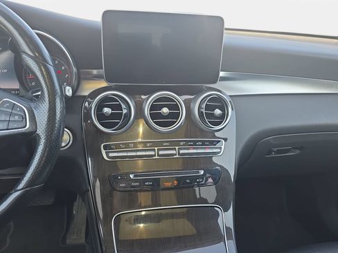 Used 2016 Mercedes-Benz GLC 300 4MATIC image 20