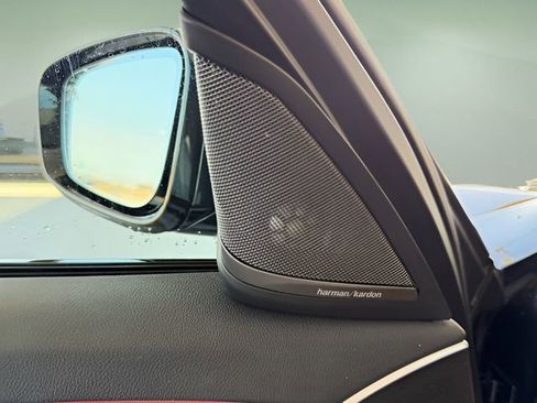 Used 2022 BMW 530i w/ M Sport Package image 16