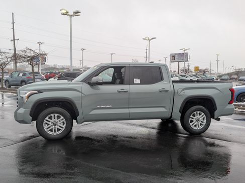 New 2026 Toyota Tundra SR5 w/ SR5 Premium Package image 4