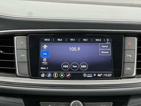 Used 2024 Buick Enclave Premium image 12