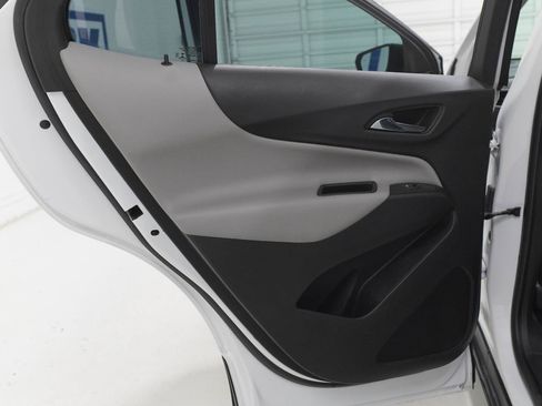 Used 2023 Chevrolet Equinox LS w/ Driver Confidence II Package FWD image 28