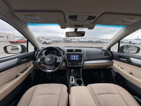 Used 2018 Subaru Outback 2.5i Premium image 26