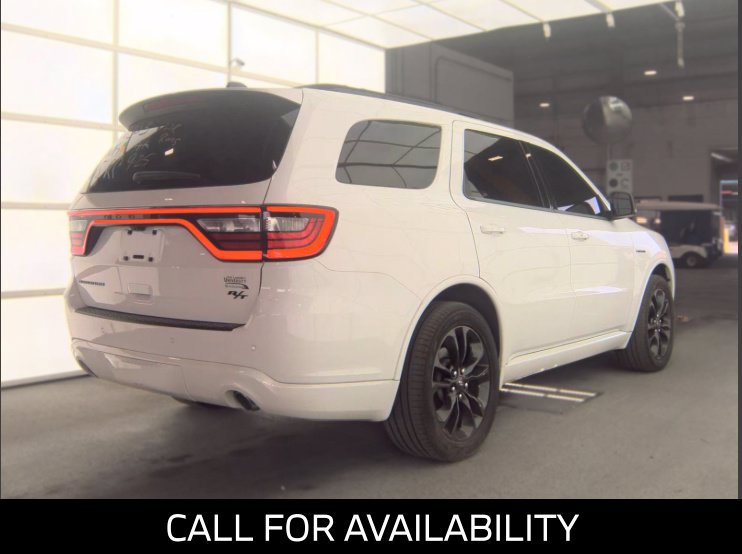 Used 2023 Dodge Durango R/T RWD image 4