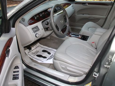 Used 2007 Buick Lucerne CXL FWD image 5