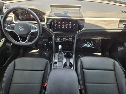 Used 2023 Volkswagen Atlas Cross Sport SE FWD image 25