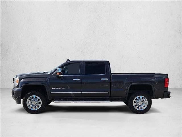 Used 2016 GMC Sierra 2500 Denali w/ Duramax Plus Package AWD/4WD image 5