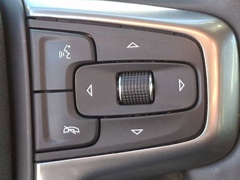 Used 2023 Chevrolet Silverado 1500 LT image 22