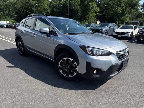 Used 2021 Subaru Crosstrek 2.0i Premium w/ Moonroof Package AWD/4WD image 7