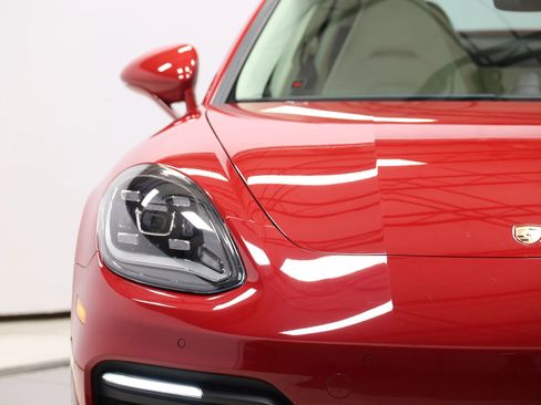 Used 2023 Porsche Panamera 4 Platinum Edition image 84