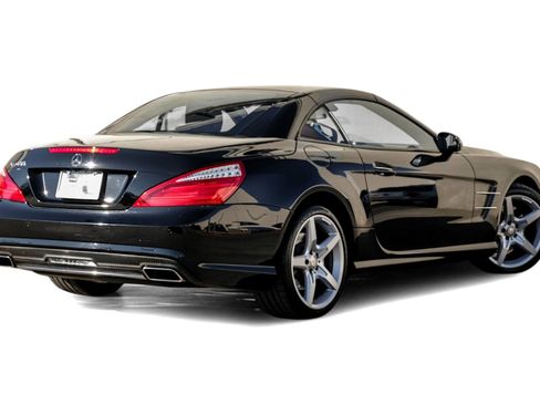 Used 2016 Mercedes-Benz SL 400 w/ Premium I Package image 8