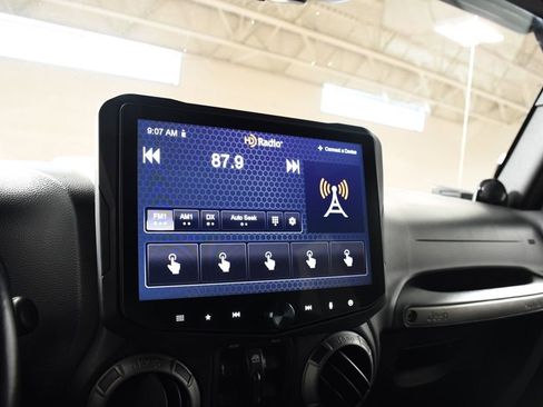 Used 2013 Jeep Wrangler Unlimited Sport AWD/4WD image 32