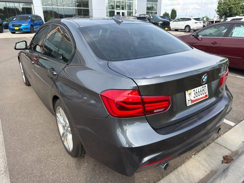 Used 2016 BMW 340i xDrive Sedan AWD/4WD image 5