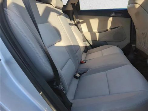 Used 2018 Hyundai Tucson SE image 25