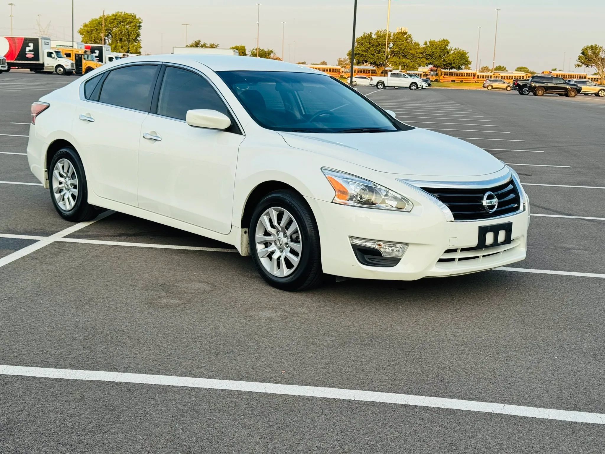 Used 2015 Nissan Altima 2.5 S w/ Power Driver Seat Package FWD image 4