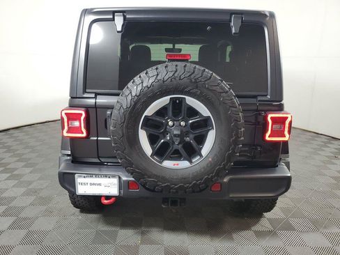 Used 2022 Jeep Wrangler Rubicon w/ LED Lighting Group AWD/4WD image 6