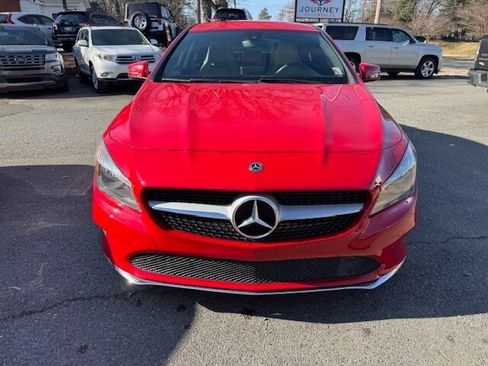 Used 2018 Mercedes-Benz CLA 250 4MATIC image 5