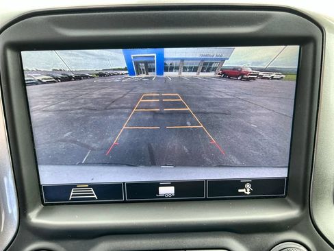 Used 2020 Chevrolet Silverado 1500 RST AWD/4WD image 14