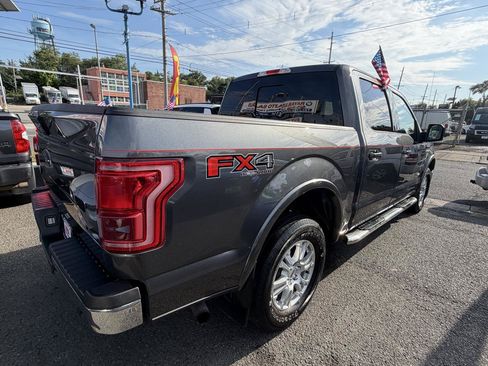 Used 2017 Ford F150 Lariat w/ Equipment Group 501A Mid AWD/4WD image 11